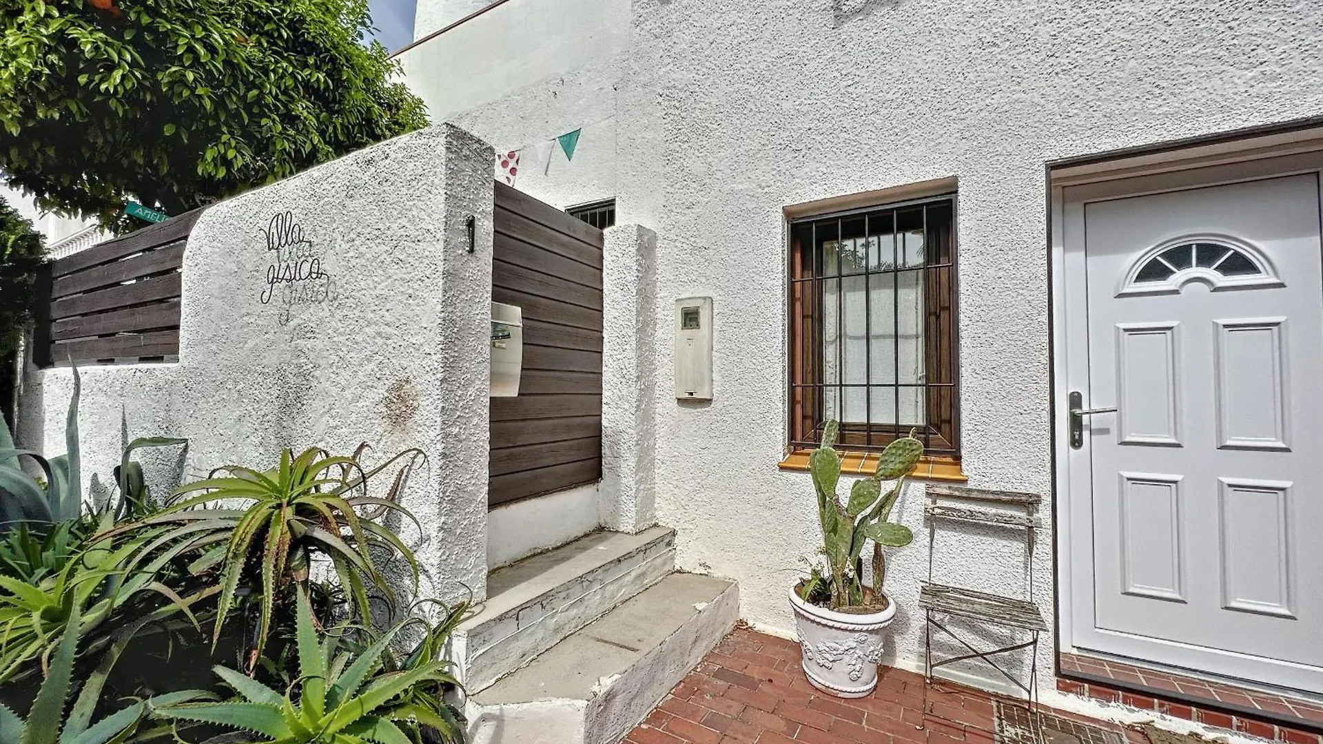 Holiday home Placa Eivissa,1 Villa Empuriabrava
